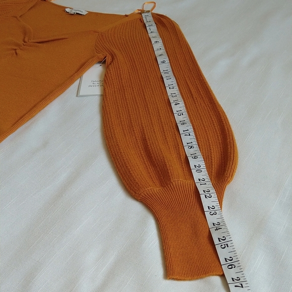 Mustard balloon sleeves knit pullover top wool blend sweetheart neck size small - Picture 10 of 11